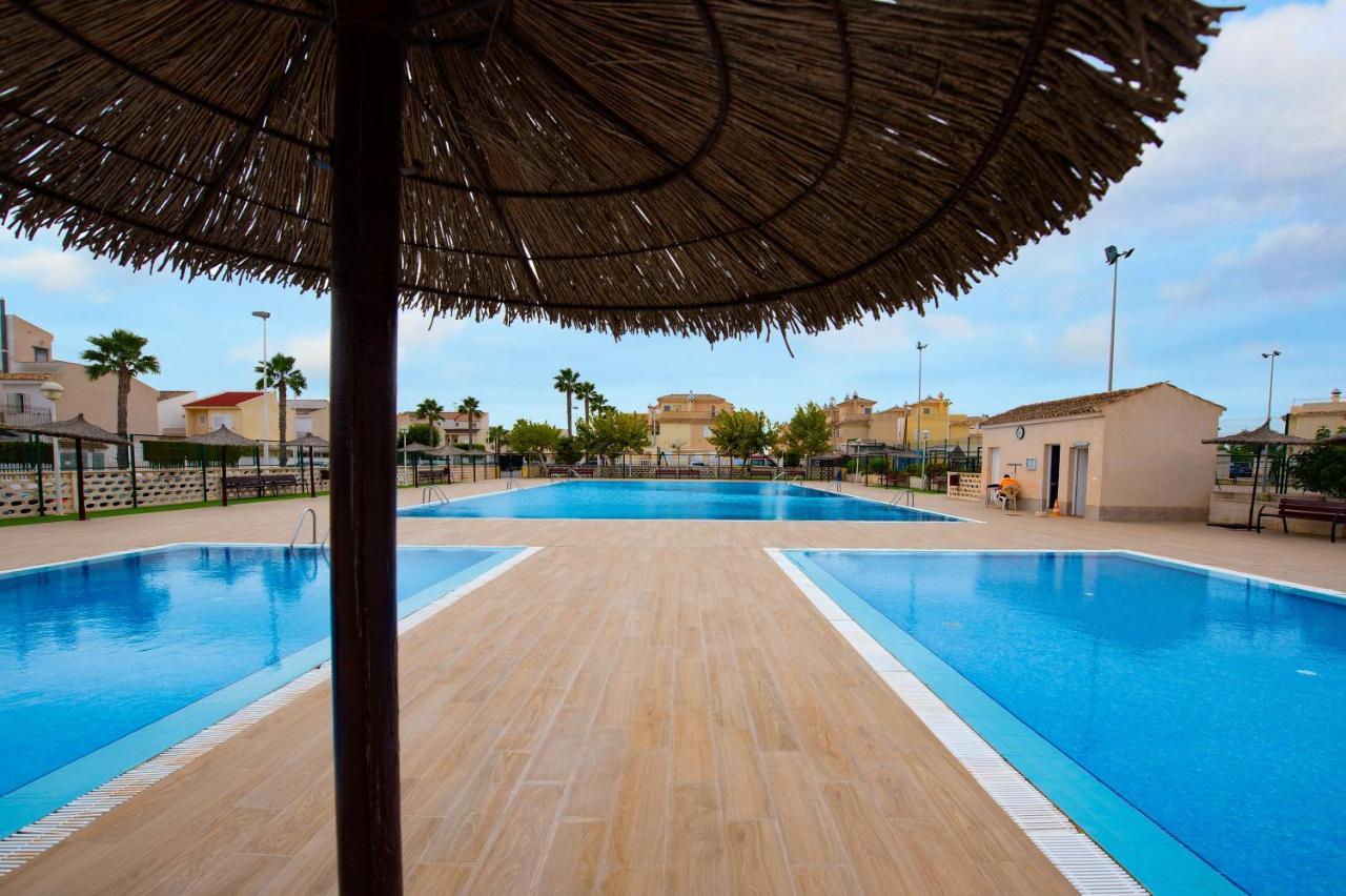 Holiday Beach Brissa Mar Гран Алакант Екстериор снимка