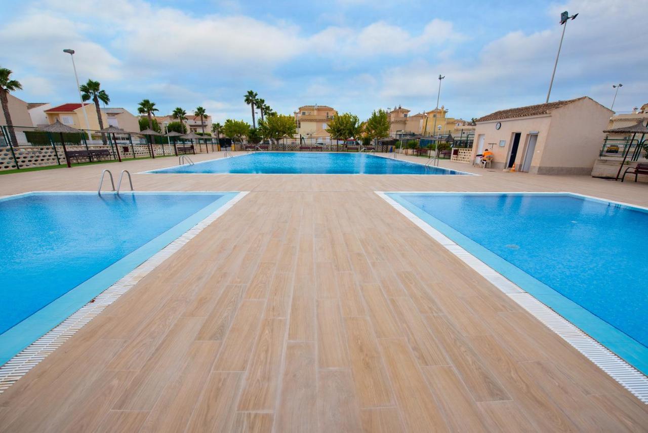 Holiday Beach Brissa Mar Гран Алакант Екстериор снимка