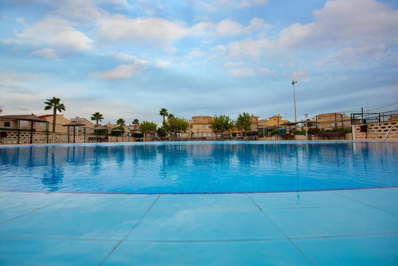 Holiday Beach Brissa Mar Гран Алакант Екстериор снимка